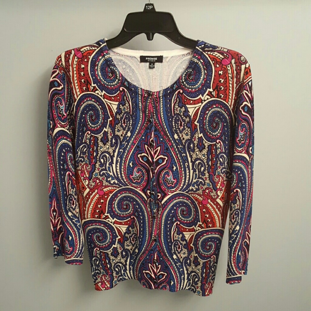 Premise Studio Print Cardigan in Size Medium
